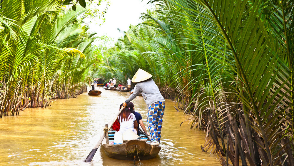Visitors can explore floating markets, where goods like fruits, vegetables, and handicrafts are sold directly from boats, creating a one-of-a-kind shopping experience